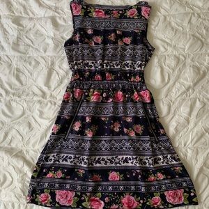 Navy Blue Floral Dress w/ Zipper Pockets